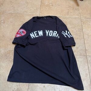 Pro standard luxury athletic NY Yankees tee shirt t shirt blue patches 2XL XXL